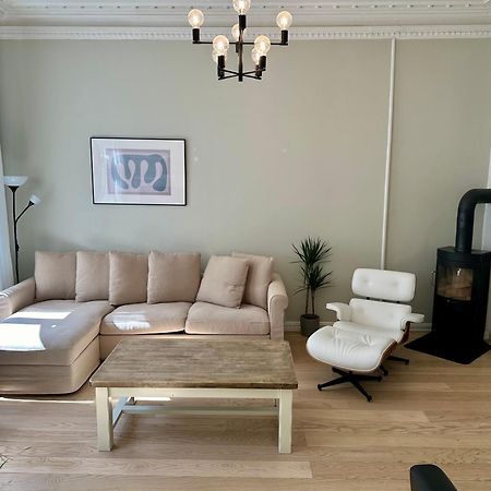 Classical 3 Bedroom, 2 Bath, Minutes From Royal Palace, Main Shopping Street, Restaurants & Downtown Осло Екстер'єр фото